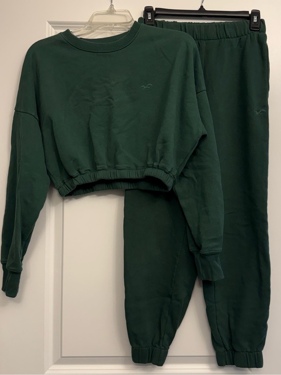 Hollister Pants - Hollister Cropped Matching Set